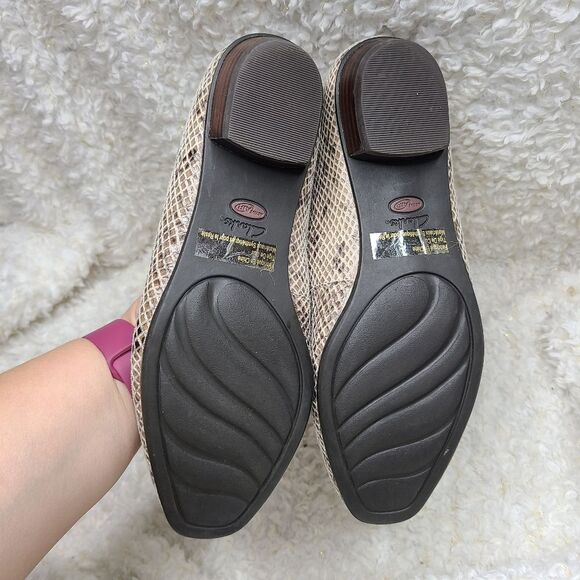Clarks Active Air Everyday Comfort Snakeskin‎ Loafers size 7 - Picture 5 of 7